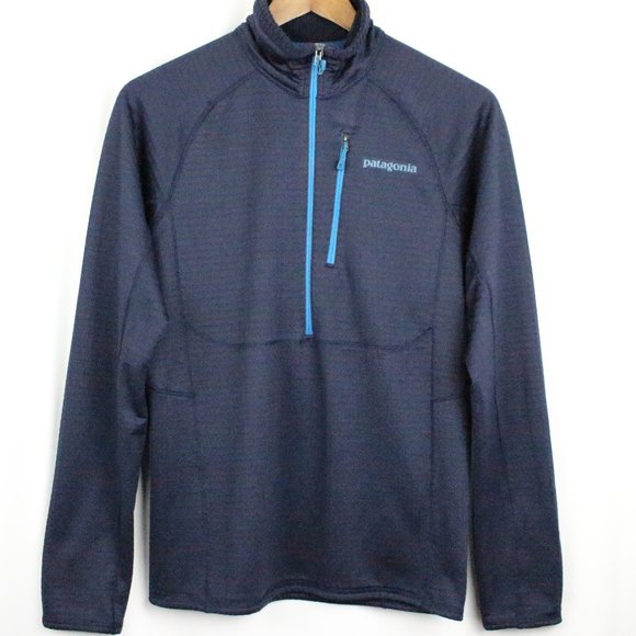 Patagonia Other - Patagonia Navy Regulator R1 Half Zip SZ S